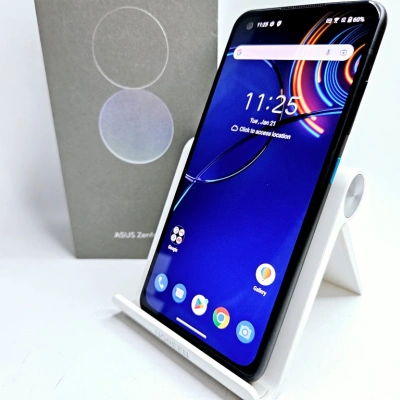 Asus Zenfone 8