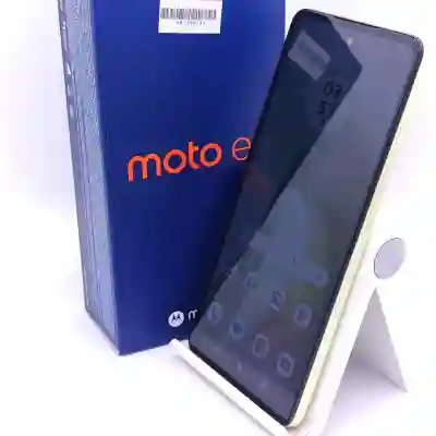 Motorola E14